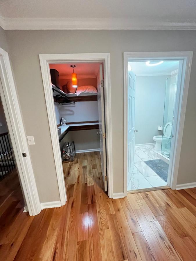 Atlanta Unit 2 Room 2 - Peaceful Weekend Getaway Private Bedroom & Bathroom المظهر الخارجي الصورة